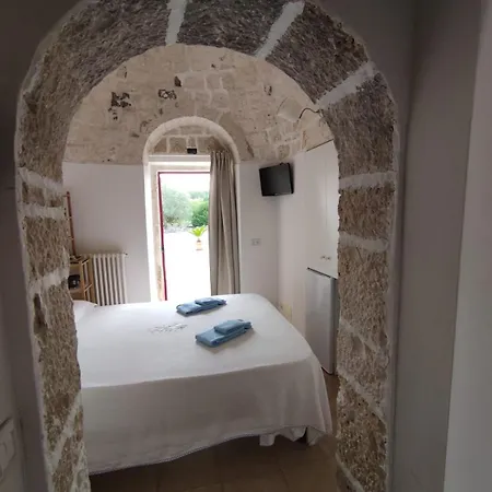 Trulli Del Boschetto Apartment